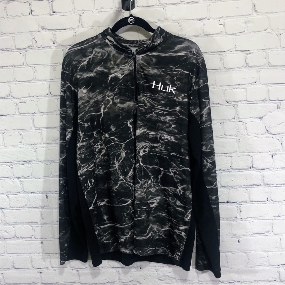 HUK Fishing, Heat gear, Large, Wave Camo Print, Long Sleeve Shirt